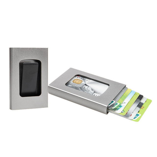 ¿Cómo protegen las billeteras RFID tarjetas y datos personales?
