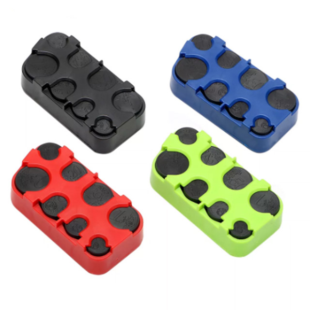 Cómo un monedero de plástico mantiene sus monedas organizadas y accesibles